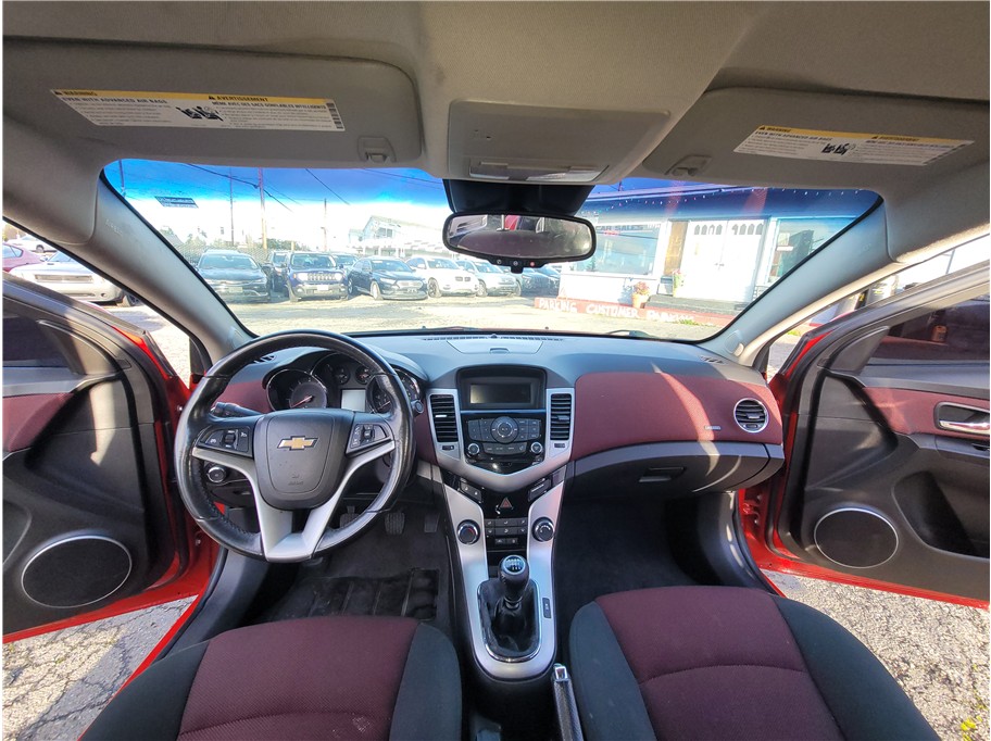 2012 Chevrolet Cruze LT Sedan 4D