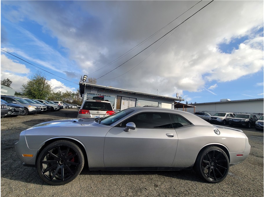 2014 Dodge Challenger SXT Coupe 2D