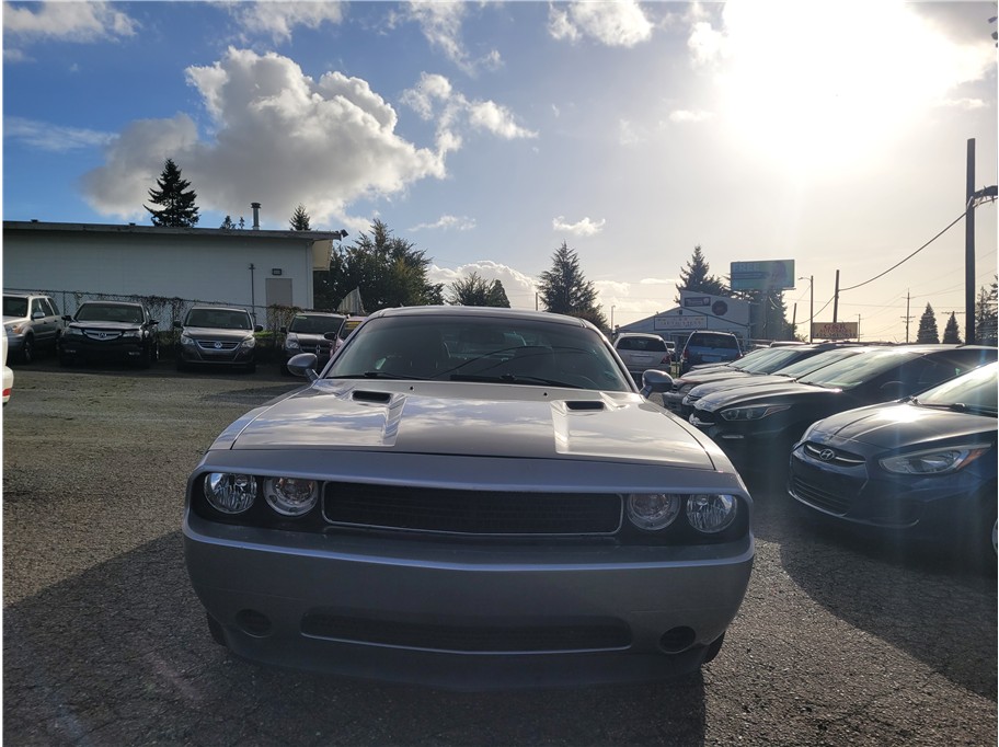 2014 Dodge Challenger SXT Coupe 2D