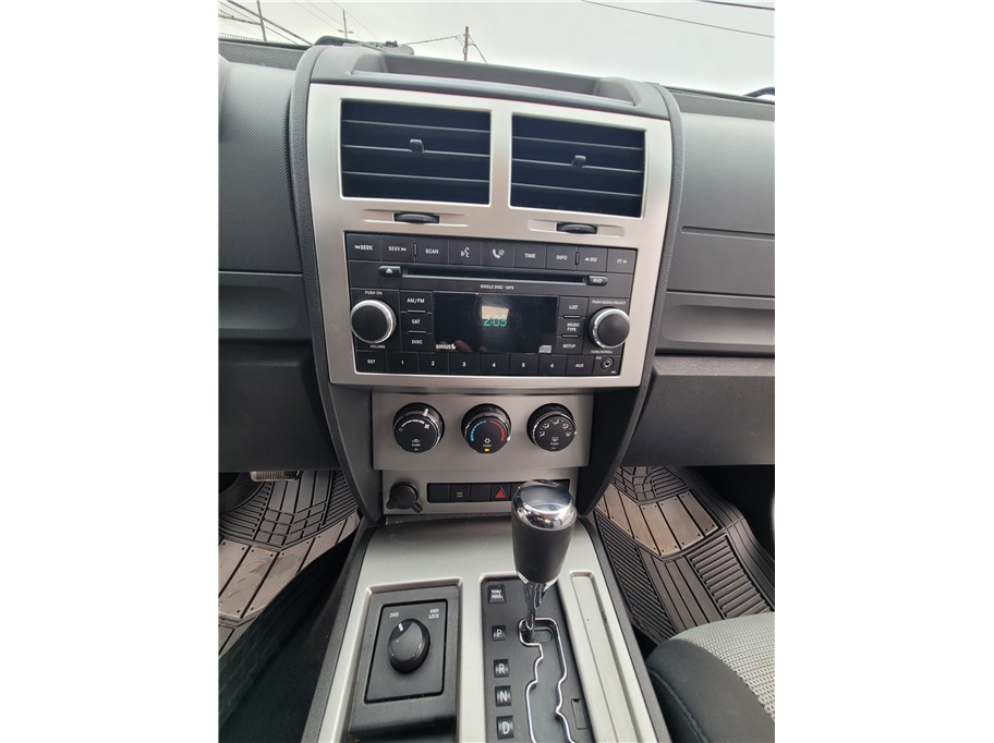 2008 Dodge Nitro SXT Sport Utility 4D