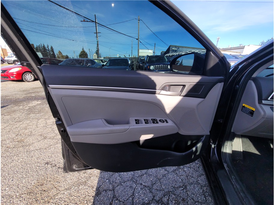 2018 Hyundai Elantra SE Sedan 4D