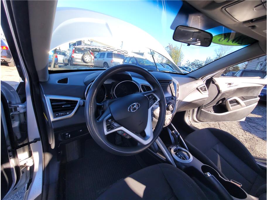 2016 Hyundai Veloster Coupe 3D