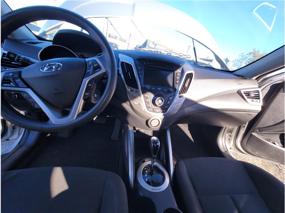 2016 Hyundai Veloster Coupe 3D