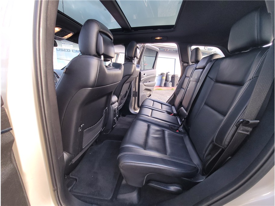 2015 Jeep Grand Cherokee Cherokee Limited Sport Utility 4D