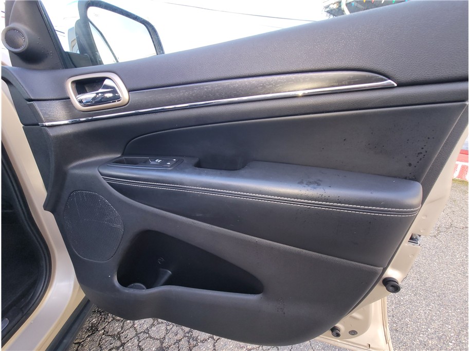 2015 Jeep Grand Cherokee Cherokee Limited Sport Utility 4D