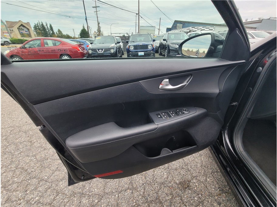 2019 Kia Forte FE Sedan 4D