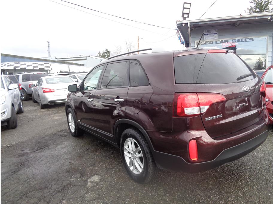 2015 Kia Sorento LX Sport Utility 4D