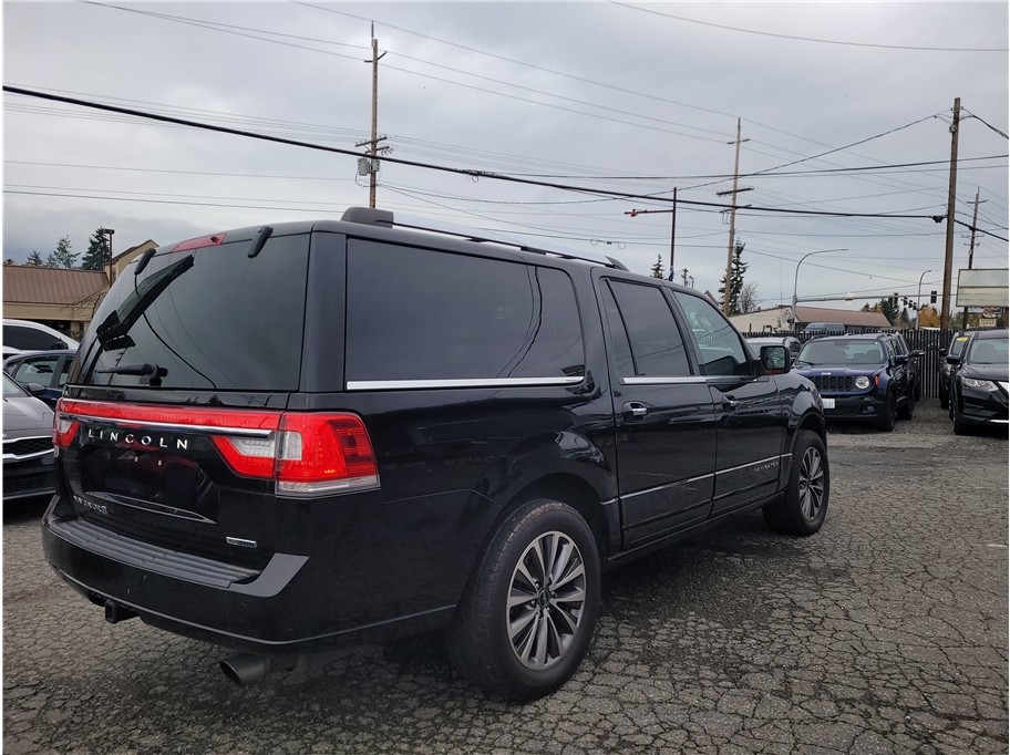2016 Lincoln Navigator L Select Sport Utility 4D