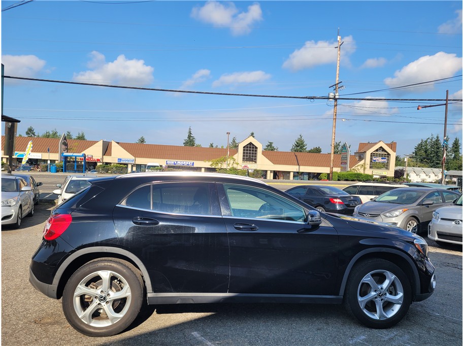 2019 Mercedes Benz GLA GLA 250 4MATIC Sport Utility 4D