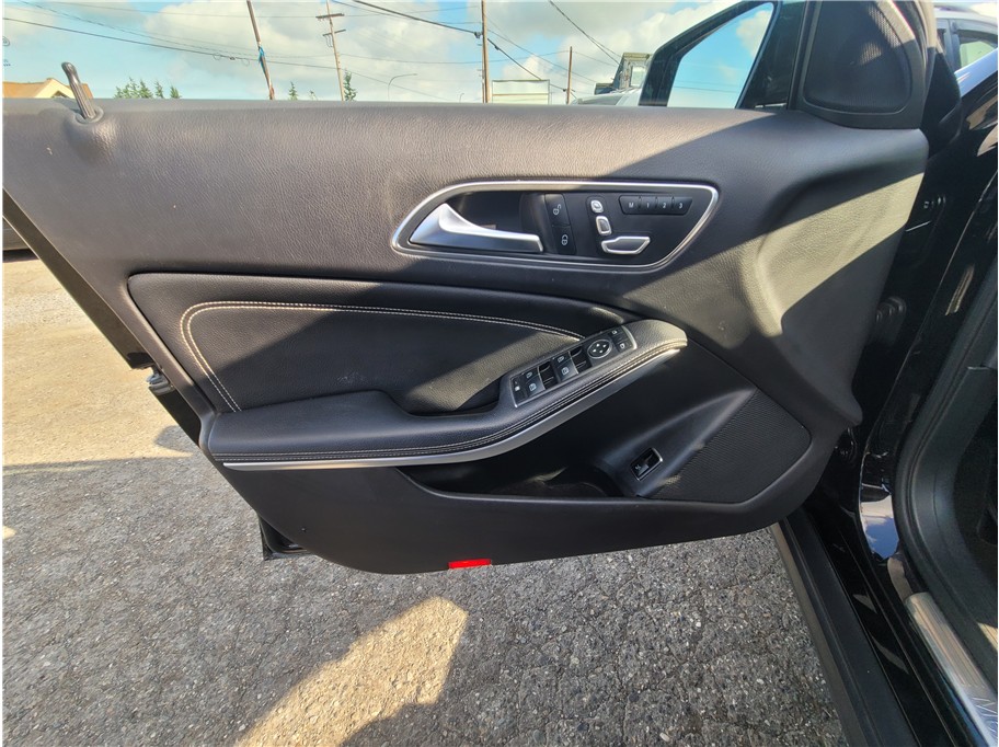 2019 Mercedes Benz GLA GLA 250 4MATIC Sport Utility 4D