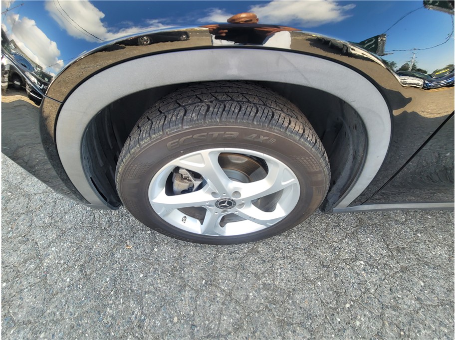 2019 Mercedes Benz GLA GLA 250 4MATIC Sport Utility 4D