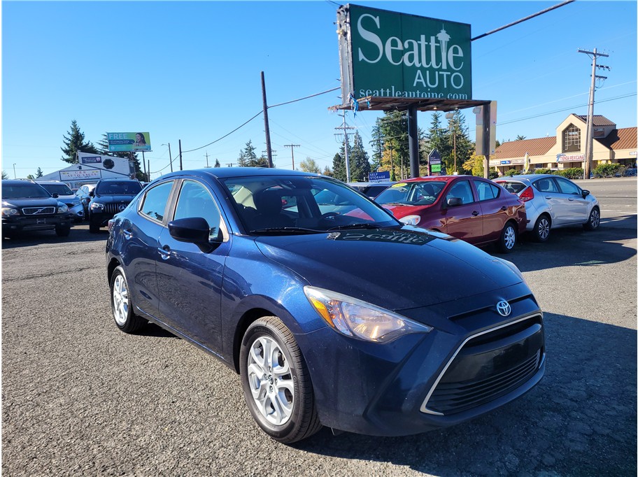 2017 Toyota Yaris iA Sedan 4D
